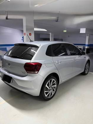 VOLKSWAGEN POLO 1.0 200 TSI HIGHLINE AUTOMÁTICO VOLKSWAGEN POLO 1.0 200 TSI HIGHLINE AUTOMÁTICO